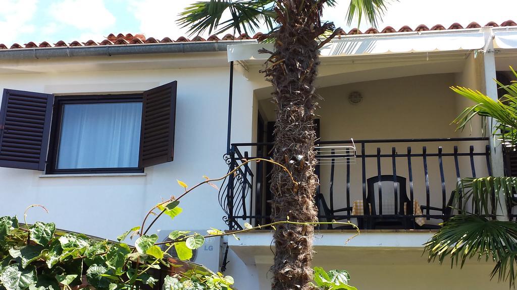 Apartments Lana Умаг Стая снимка